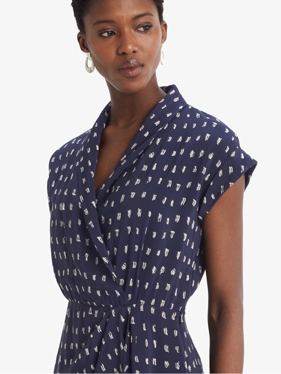 MM Lafleur Dresses & Skirts - MM. LaFleur The Jasmine Dress—Swipe Print, Size 4, Great Condition!